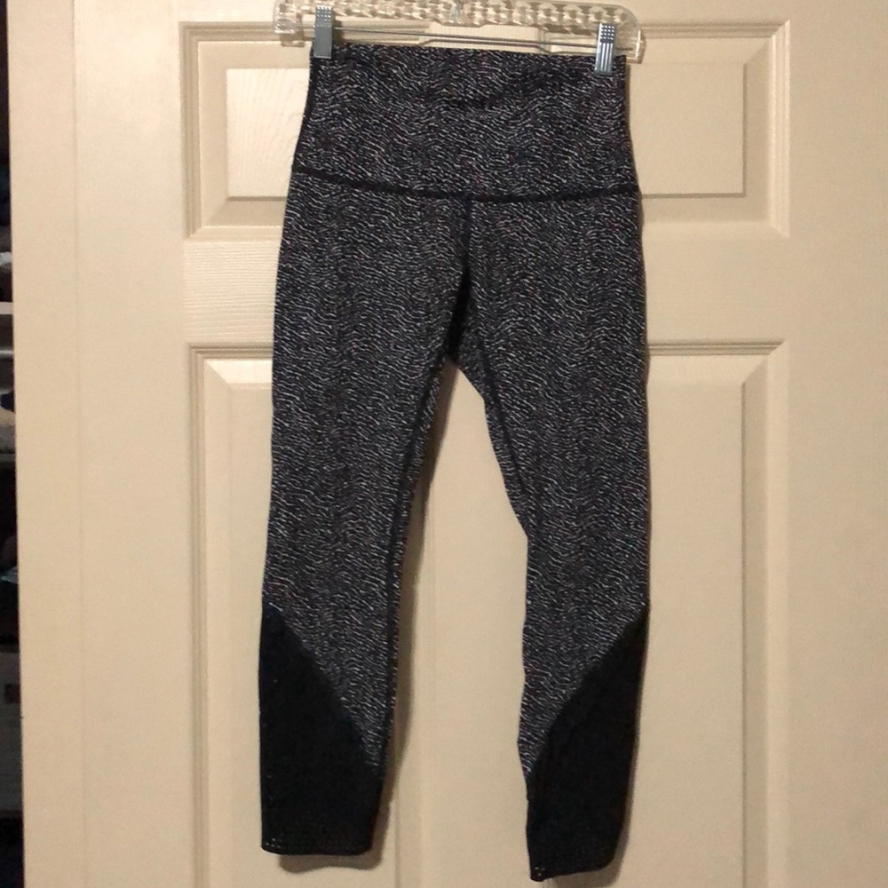 Lululemon crops! Barely used.